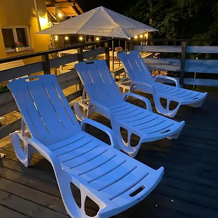 Fifi Drewniany Z 2 Sypialniami Holiday home *