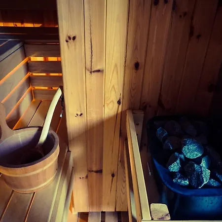 Fifi Drewniany Z 2 Sypialniami *