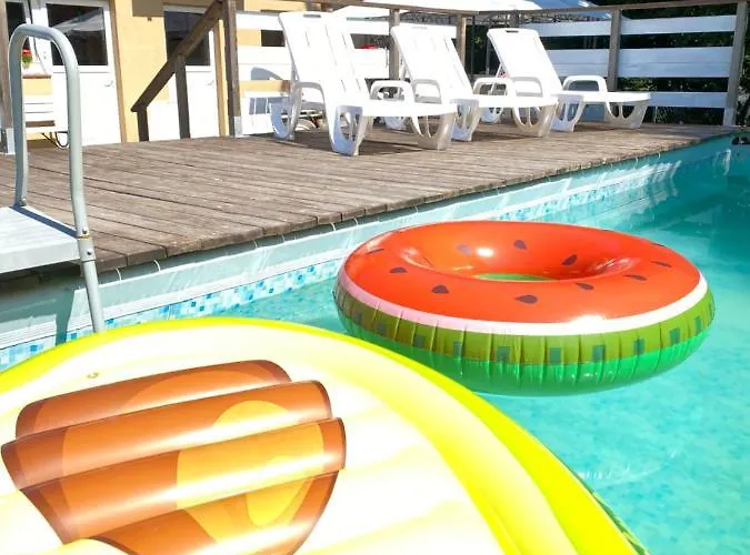 Fifi Drewniany Z 2 Sypialniami